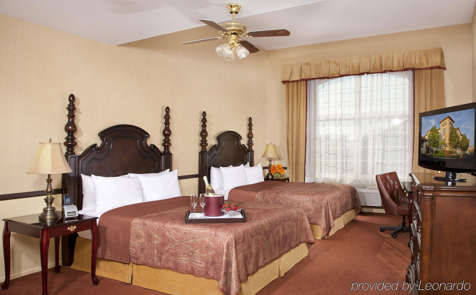 Ayres Suites Ontario At The Mills Mall - Rancho Cucamonga Номер фото
