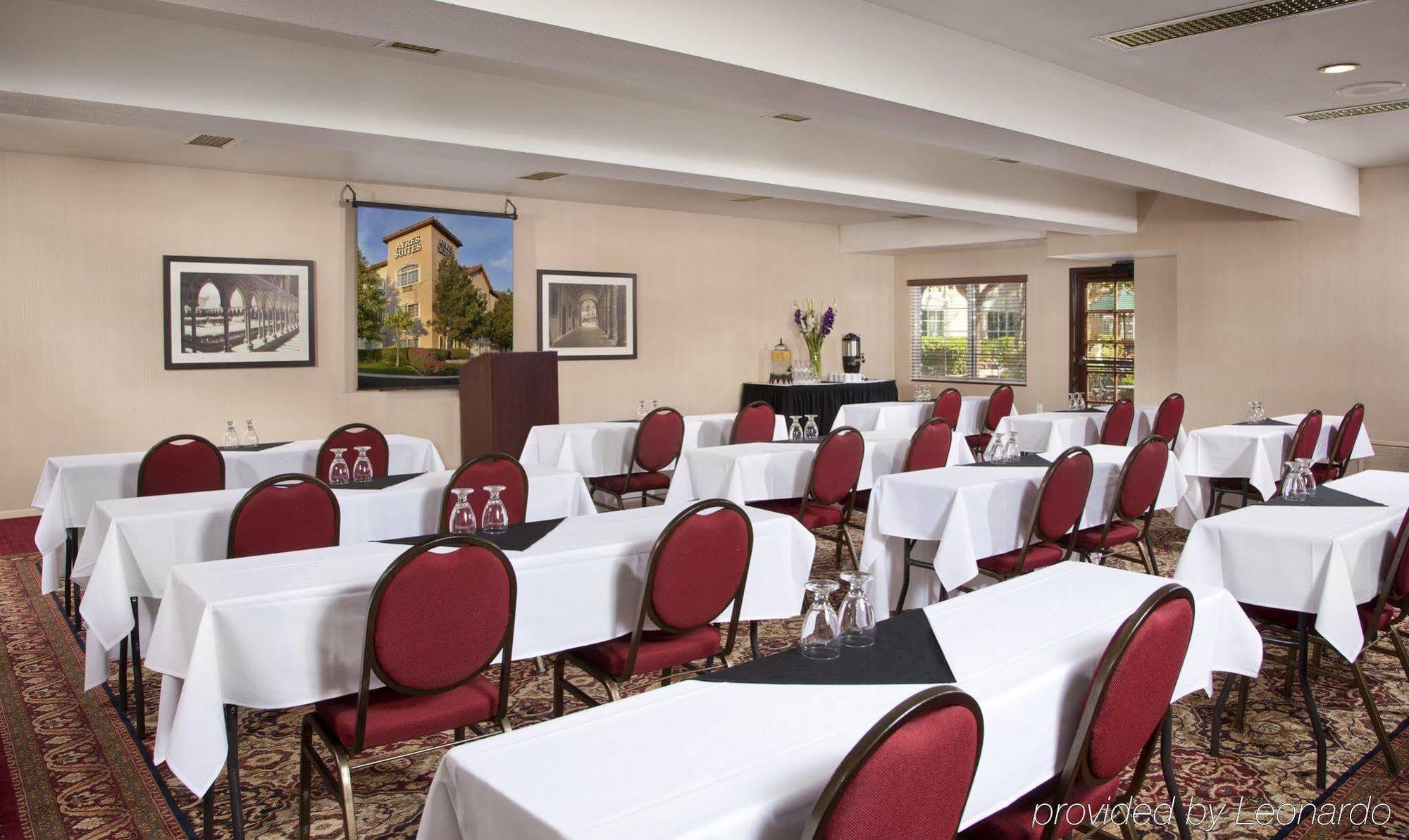 Ayres Suites Ontario At The Mills Mall - Rancho Cucamonga Бізнес фото