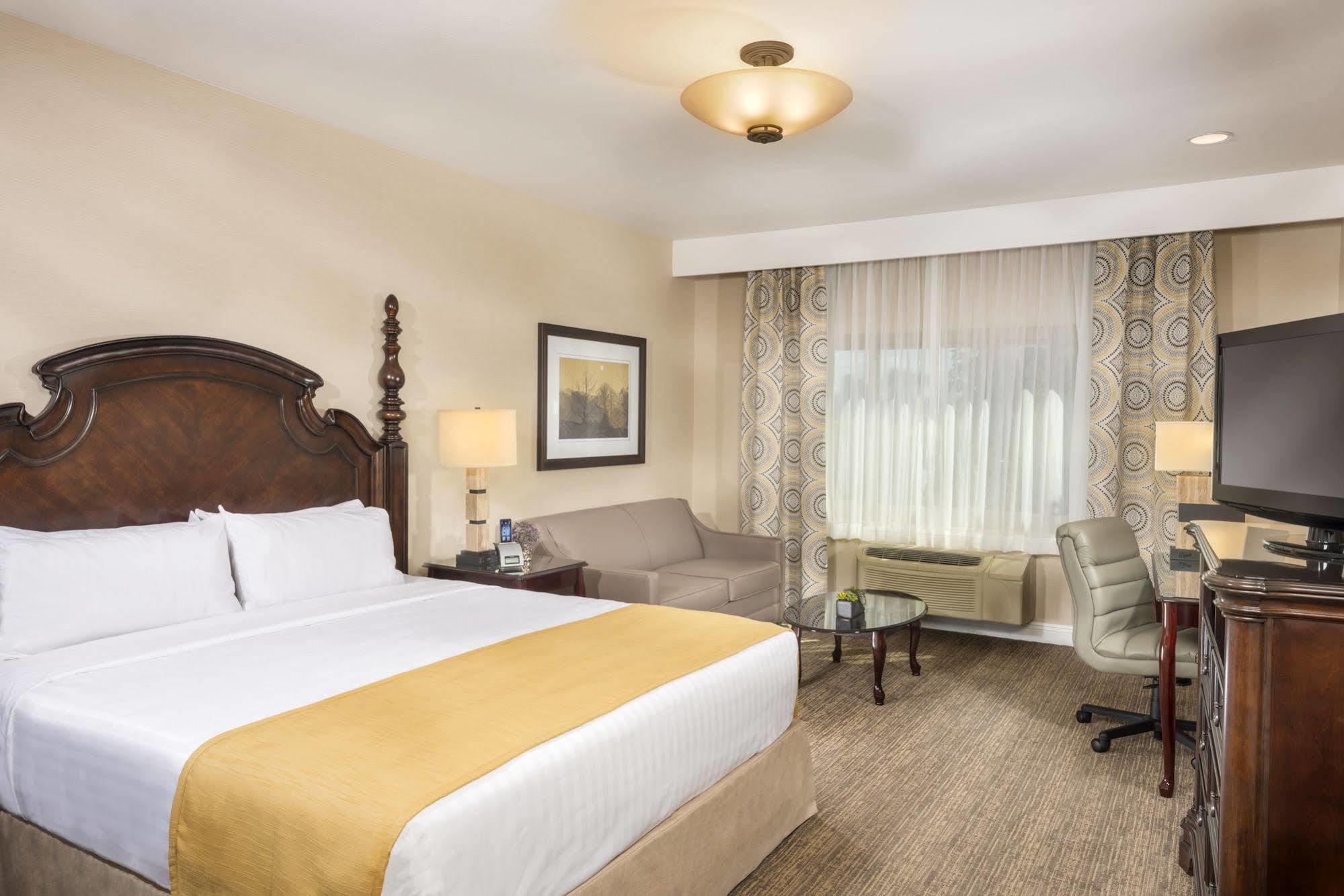 Ayres Suites Ontario At The Mills Mall - Rancho Cucamonga Екстер'єр фото
